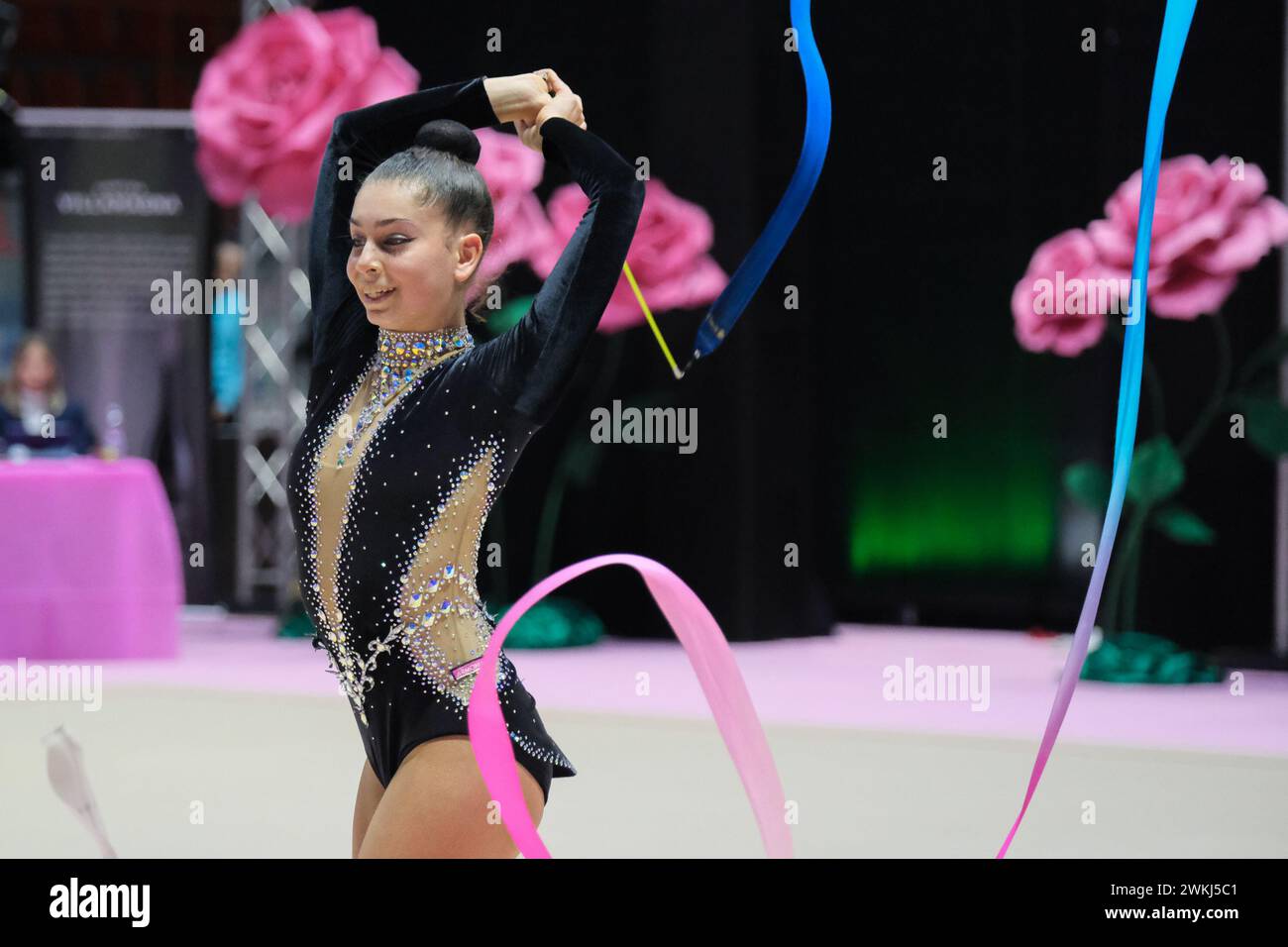 Chieti, Italien. Februar 2024. Alice Capozucco vom Team Armonia d'Abruzzo Chieti tritt in der ersten Runde der regulären Saison mit dem Band an Stockfoto