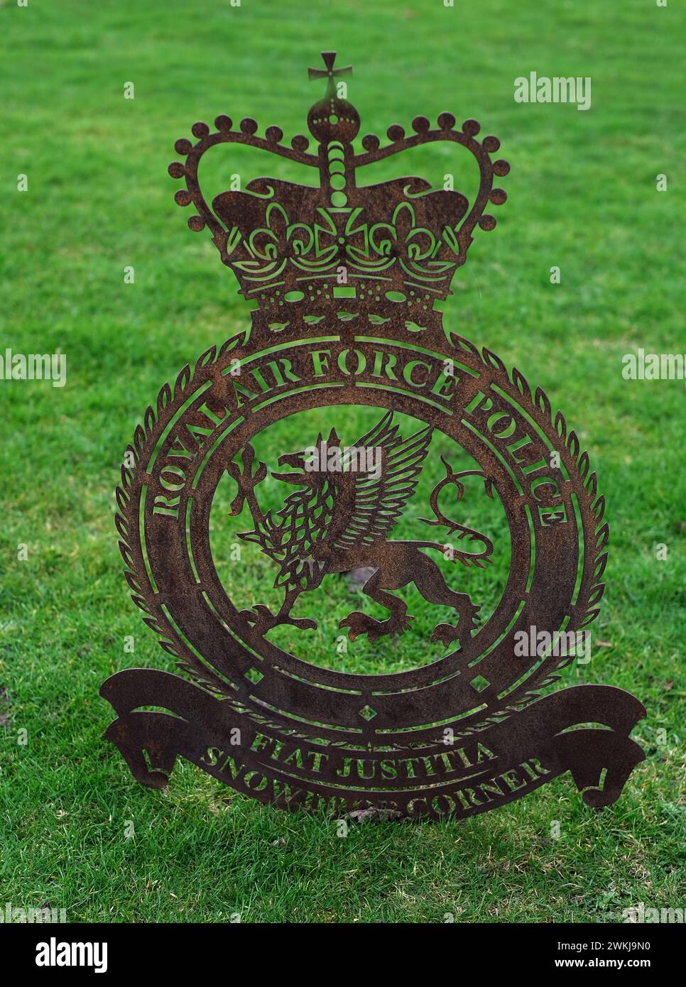Die Royal Air Force Police ist die Dienstpolizeiabteilung der Royal Air Force, die vom Propstmarschall der Royal Air Force geleitet wird Stockfoto