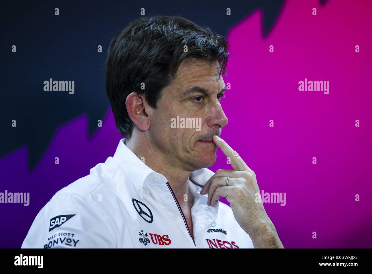 WOLFF Toto (AUT), Teamchef und CEO des Mercedes AMG F1 Teams, Porträt auf der Pressekonferenz während der Formel 1 Aramco Vorsaison-Tests 2024 der FIA Formel 1 Weltmeisterschaft 2024 vom 21. Bis 23. Februar 2024 auf dem Bahrain International Circuit in Sakhir, Bahrain Stockfoto