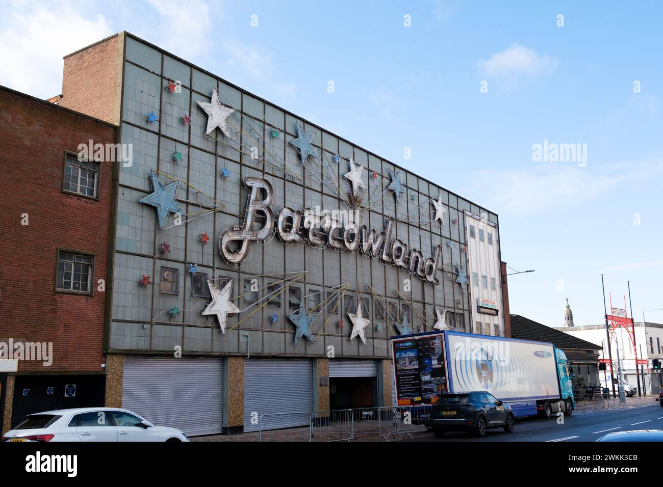 glasgow Schottland: 12. Februar 2024: Glasgow Barrowland Ballroom berühmte Außenfassade tagsüber Barras Stockfoto
