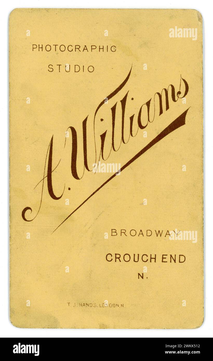 Reverse von Riginal Victorian Carte de Visite (Visitenkarte oder CDV). Aus dem Studio von Alfred Williams vom Broadway, Crouch End, London, UK Circa 1880s. Stockfoto