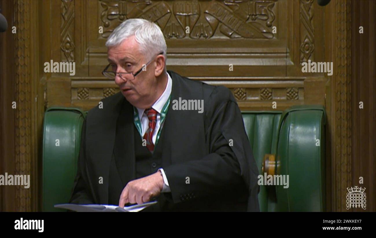 Der Sprecher des Unterhauses, Sir Lindsay Hoyle, gibt bekannt, dass er Änderungsanträge ausgewählt hat, die Labour und die Regierung zum Waffenstillstand der SNP im Gazastreifen im Unterhaus in London eingereicht haben. Bilddatum: Mittwoch, 21. Februar 2024. Stockfoto