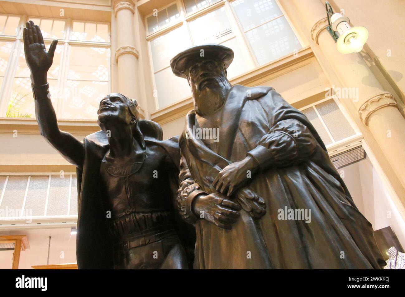 Impressionen: Mephistopheles und Faust-Figuren, Auerbachs Keller, Leipzig (nur für redaktionelle Verwendung. Keine Werbung. Referenzdatenbank: http: Stockfoto