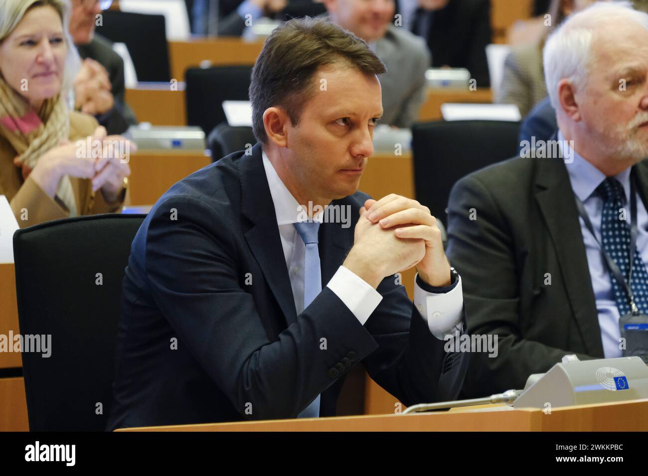 Brüssel, Belgien Februar 2024. Europaabgeordneter Siegfried Muresan nimmt am 21. Februar 2024 an der Konferenz der EVP im Europäischen Parlament in Brüssel, Belgien, Teil. Quelle: ALEXANDROS MICHAILIDIS/Alamy Live News Stockfoto