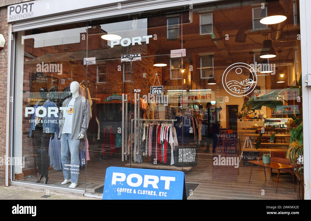 Port Independent, Streetwear-, Vintage- und Lifestyle-Geschäft an der St Thomas Street im Zentrum von Sunderland, Tyne & Wear, NE England, Großbritannien Stockfoto