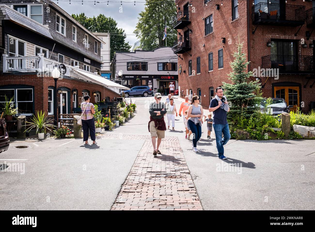 Straßen von Camden, kleines Dorf in der Innenstadt von Maine im Sommer. Stockfoto