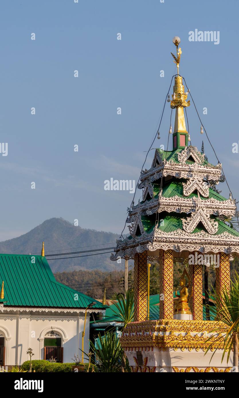 Aspekte buddhistischer und chinesischer Tempel in Mae Hong Son, Thailand Stockfoto