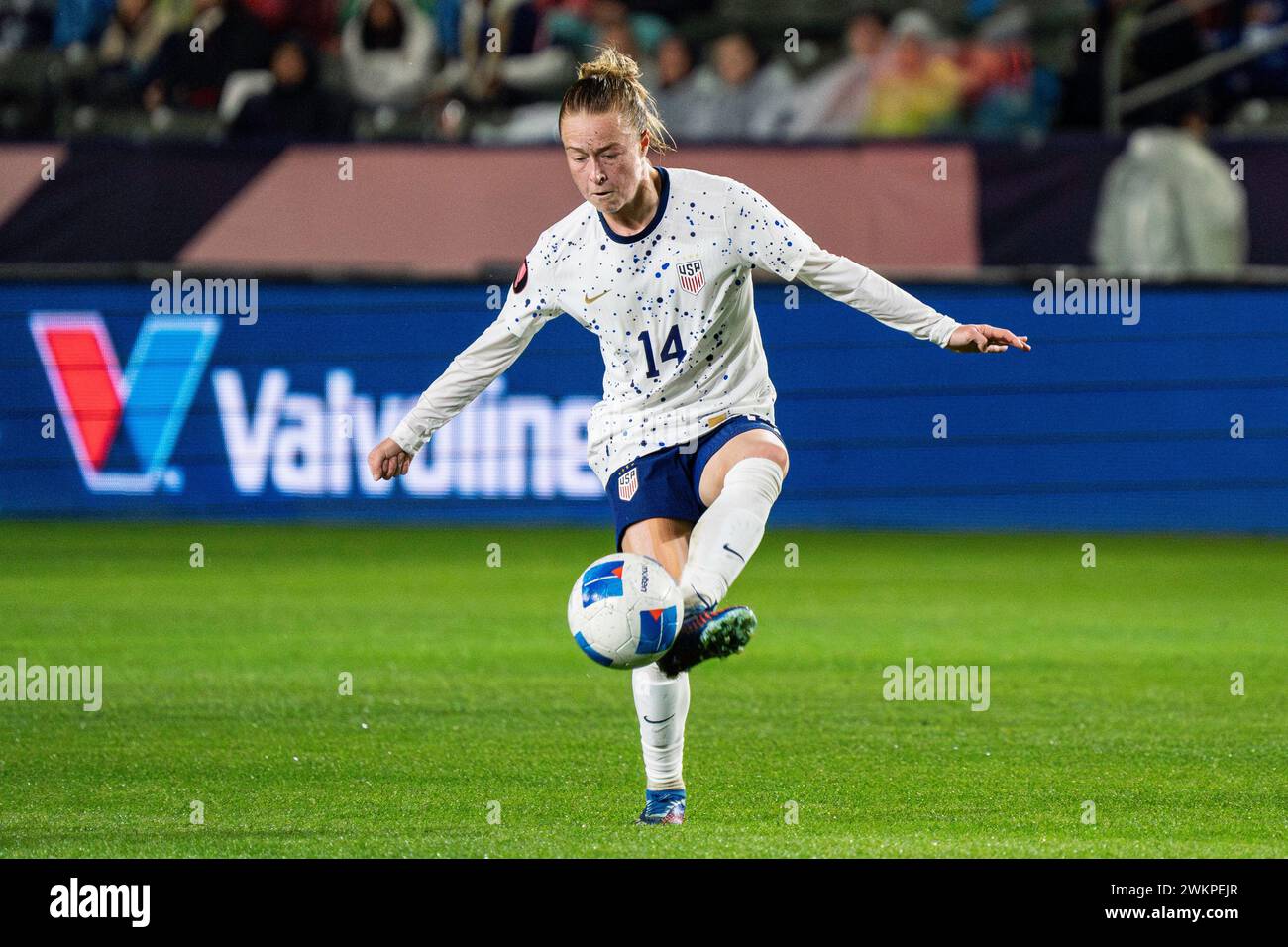 US-Mittelfeldspieler Emily Sonnett (14) während des Spiels der CONCACAF W Gold Cup Group A gegen die Dominikanische Republik am Dienstag, den 20. Februar 2024, A Stockfoto