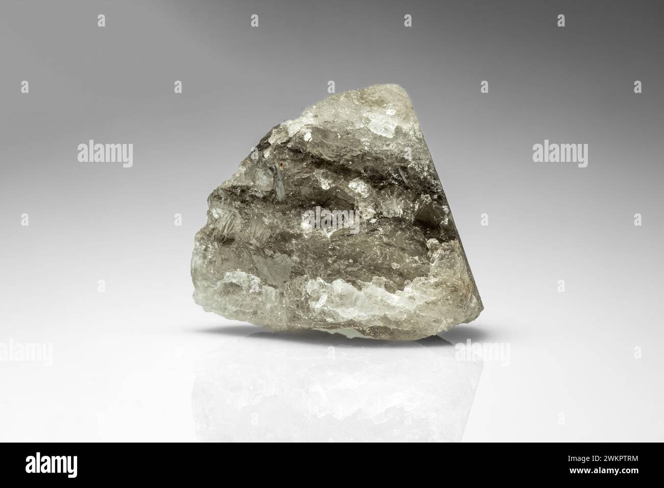 Ein kleiner Stein aus Steinsalz Stockfoto