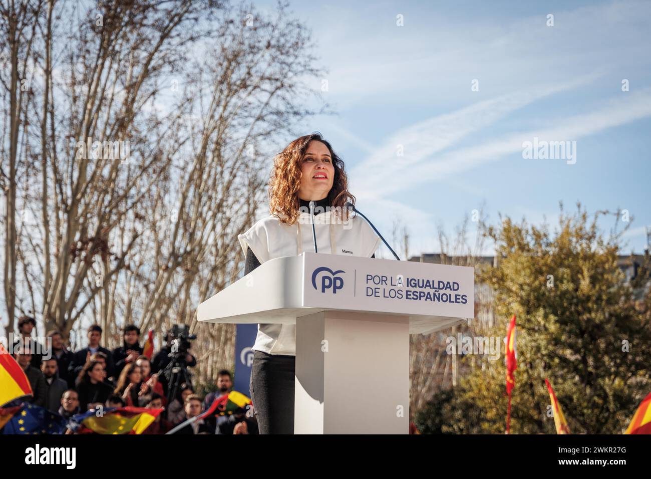 Madrid, 28.01.2024. Demonstration der PP auf der Plaza de España. Alberto Núñez Feijóo, José María Aznar, Mariano Rajoy, Isabel Díaz Ayuso und José Luis Martínez Almeida nehmen Teil. Foto: Tania Sieira. Archdc. Quelle: Album / Archivo ABC / Tania Sieira Stockfoto