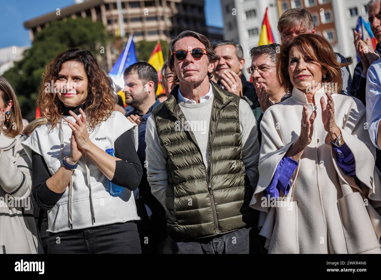 Madrid, 28.01.2024. Demonstration der PP auf der Plaza de España. Alberto Núñez Feijóo, José María Aznar, Mariano Rajoy, Isabel Díaz Ayuso und José Luis Martínez Almeida nehmen Teil. Foto: Tania Sieira. Archdc. Quelle: Album / Archivo ABC / Tania Sieira Stockfoto