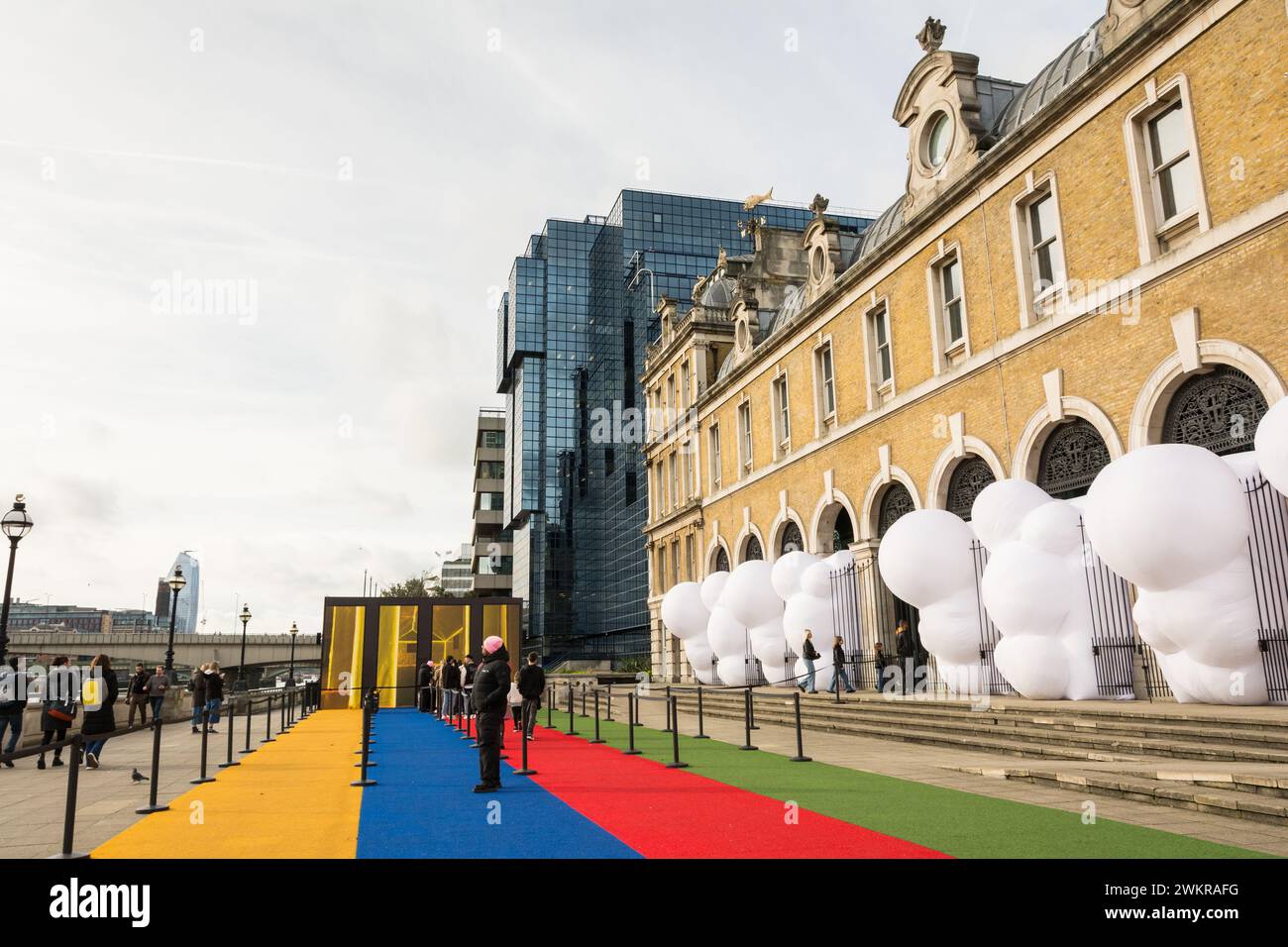 Aufblasbare Kunstinstallationen im Balloon Museum, Old Billingsgate Market, City of London, England, Großbritannien Stockfoto