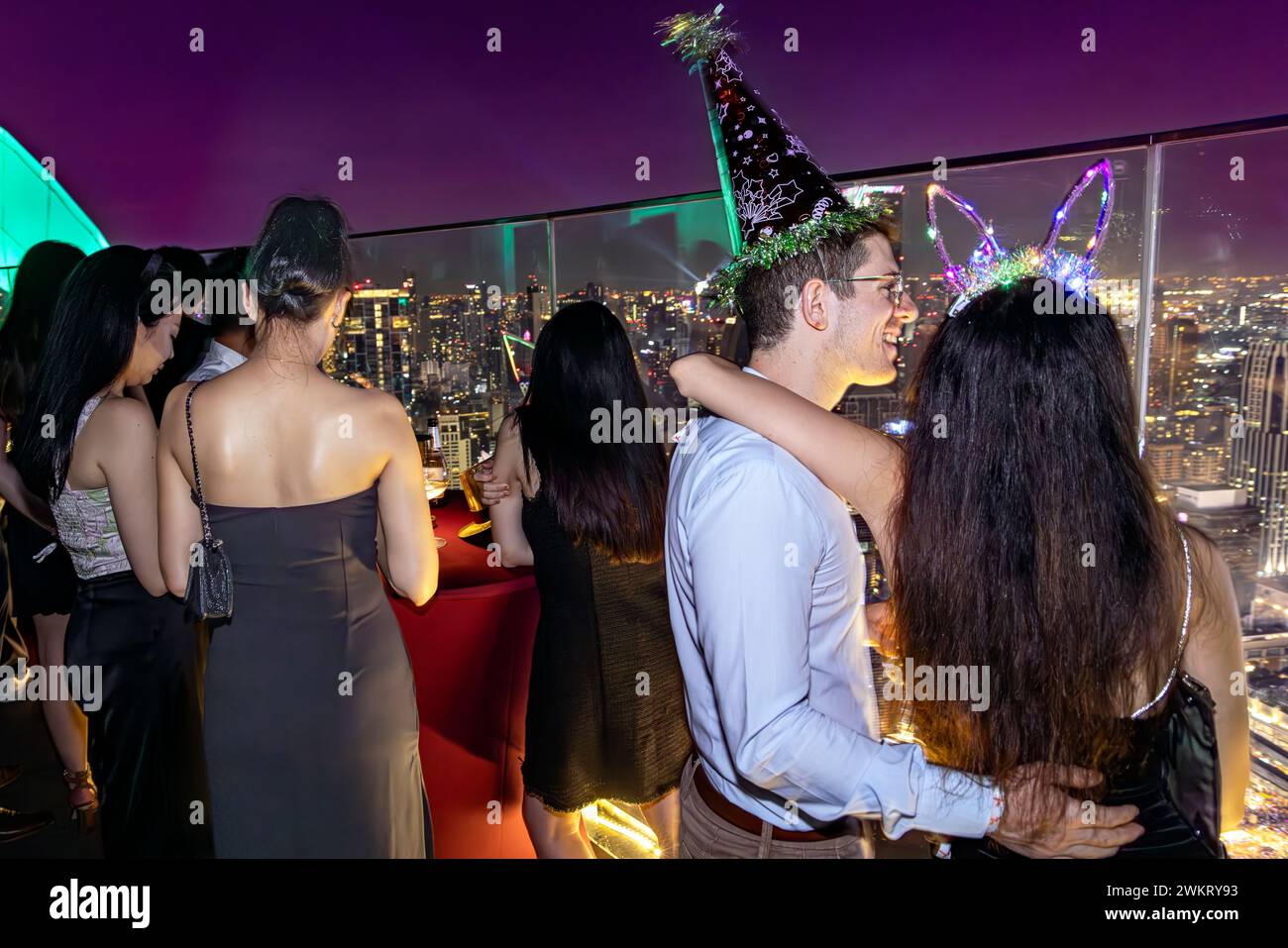 Leute bei Silvesterparty, Centara Hotel, Bangkok, Thailand Stockfoto