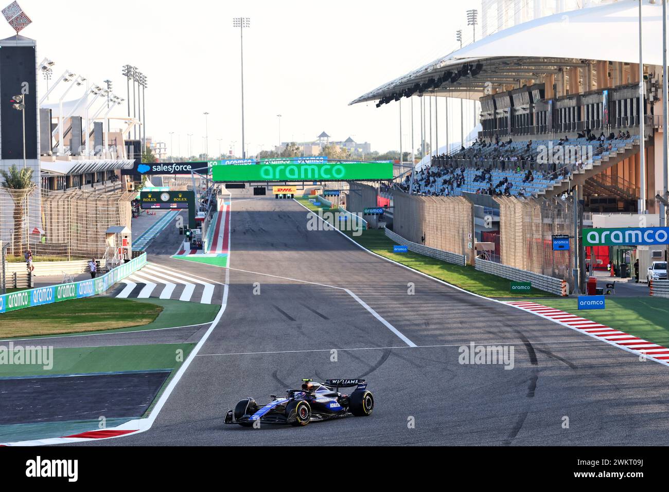 Sakhir, Bahrain. Februar 2024. Logan Sargeant (USA) Williams Racing FW46. 22.02.2024. Formel-1-Test, Sakhir, Bahrain, Tag Zwei. Das Foto sollte lauten: XPB/Alamy Live News. Stockfoto