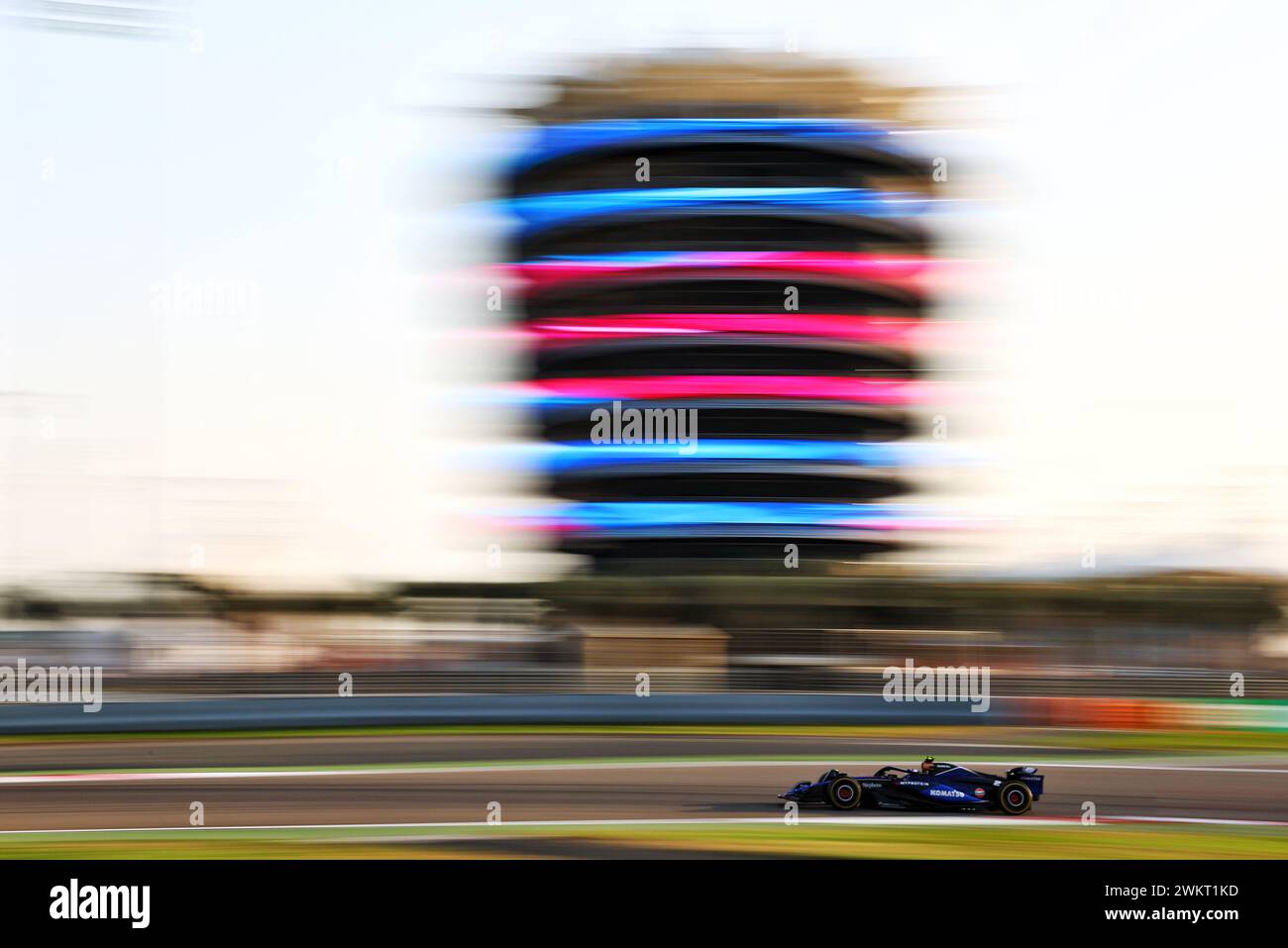Sakhir, Bahrain. Februar 2024. Logan Sargeant (USA) Williams Racing FW46. 22.02.2024. Formel-1-Test, Sakhir, Bahrain, Tag Zwei. Das Foto sollte lauten: XPB/Alamy Live News. Stockfoto