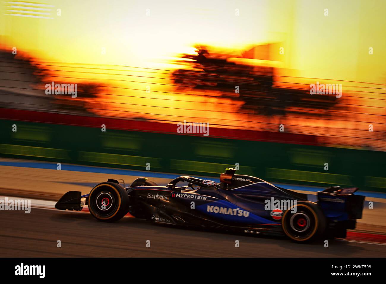Sakhir, Bahrain. Februar 2024. Logan Sargeant (USA) Williams Racing FW46. Formel-1-Test, Tag zwei, Donnerstag, 22. Februar 2024. Sakhir, Bahrain. Quelle: James Moy/Alamy Live News Stockfoto