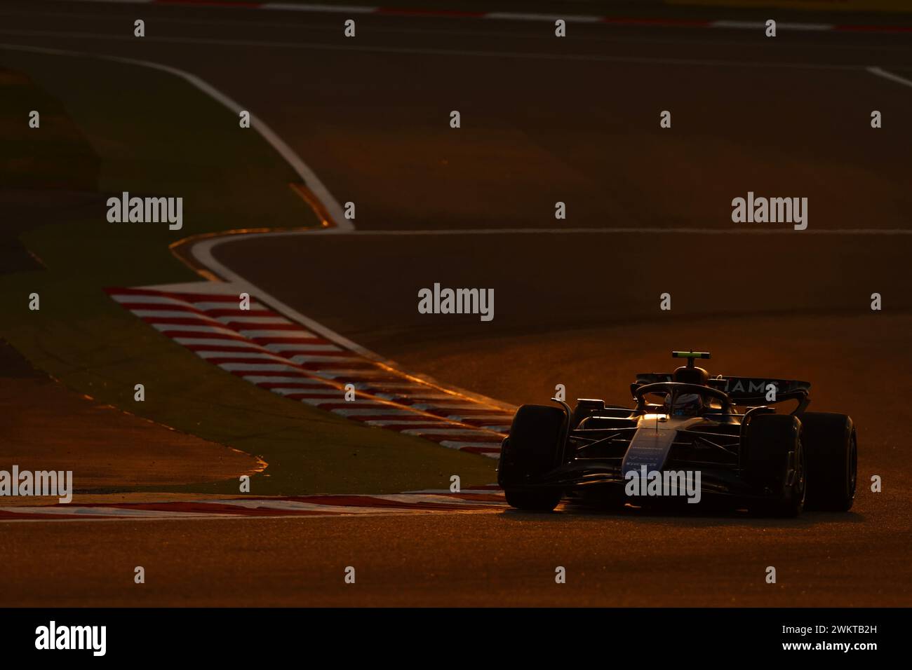 Sakhir, Bahrain. Februar 2024. Logan Sargeant (USA) Williams Racing FW46. 22.02.2024. Formel-1-Test, Sakhir, Bahrain, Tag Zwei. Das Foto sollte lauten: XPB/Alamy Live News. Stockfoto