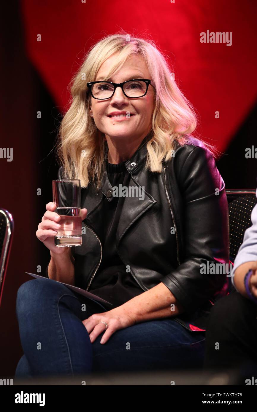 Rachael Harris ( Serie Lucifer - Rolle Dr. Linda Martin ) besucht Magic Con 2019, 27.04.19, Maritim Hotel Bonn / Bad Godesberg, Stockfoto