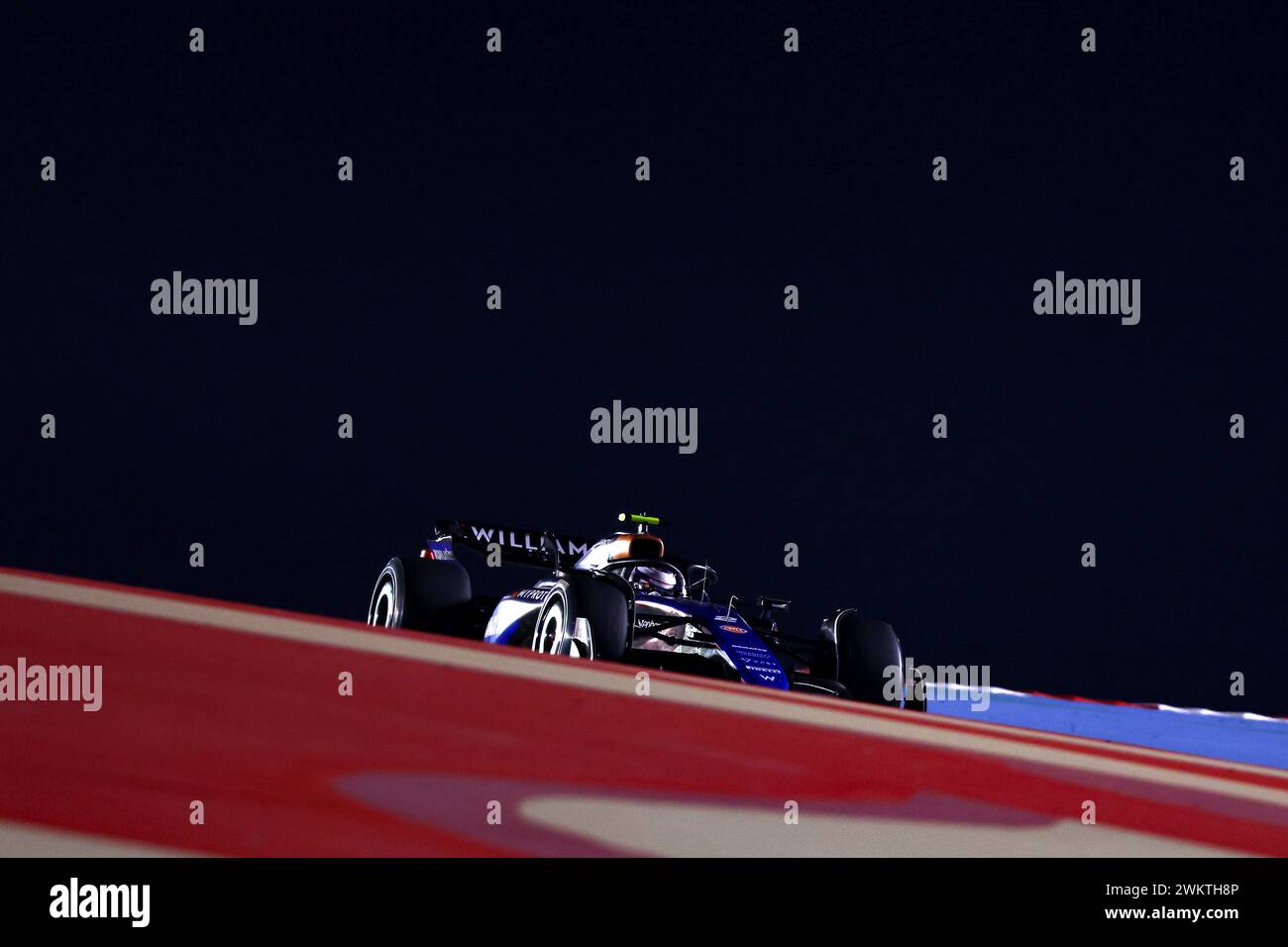 Sakhir, Bahrain. Februar 2024. Logan Sargeant (USA) Williams Racing FW46. 22.02.2024. Formel-1-Test, Sakhir, Bahrain, Tag Zwei. Das Foto sollte lauten: XPB/Alamy Live News. Stockfoto