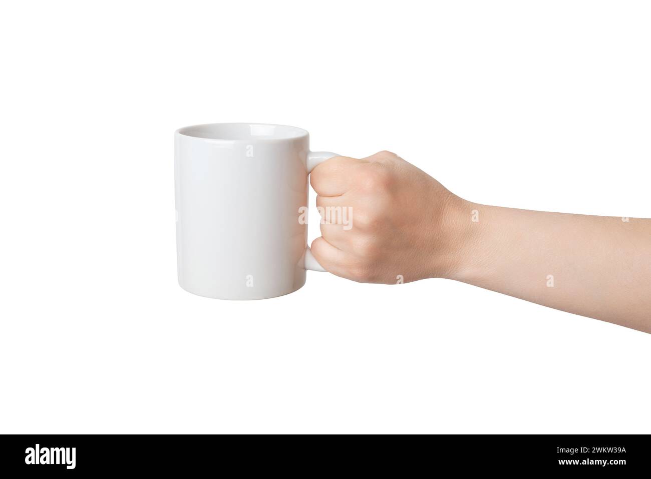 Ein weißer Becher, der von einer isolierten Hand gehalten wird, bietet endlose Möglichkeiten für Print-on-Demand-Design-Werbeaktionen. Vielseitige und anpassbare Leinwand Stockfoto