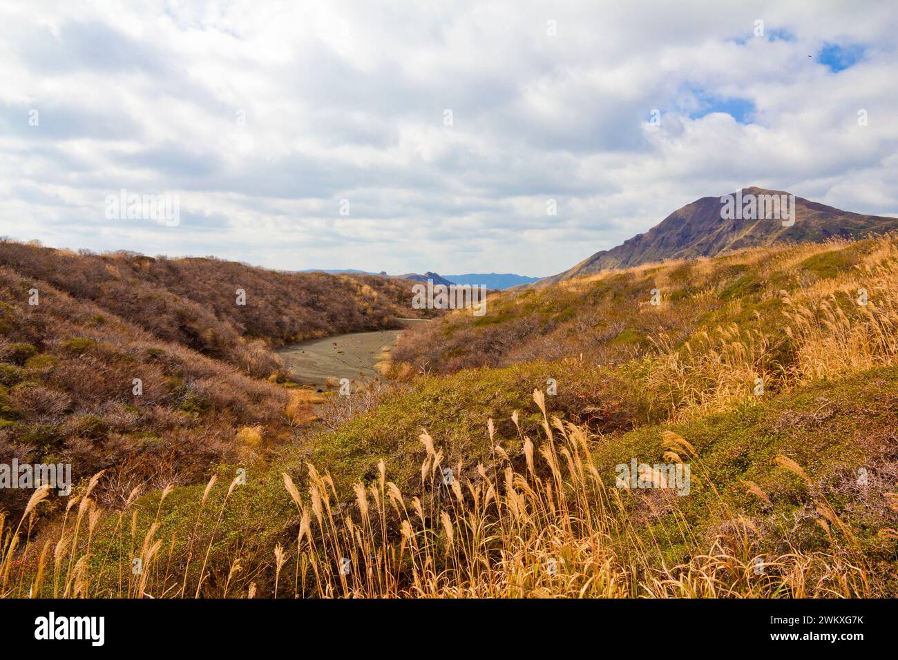 ฺBeautiful Lanscapes auf dem Weg zum Berg Aso in der Präfektur Kumamoto, Kyushu, Japan. Stockfoto