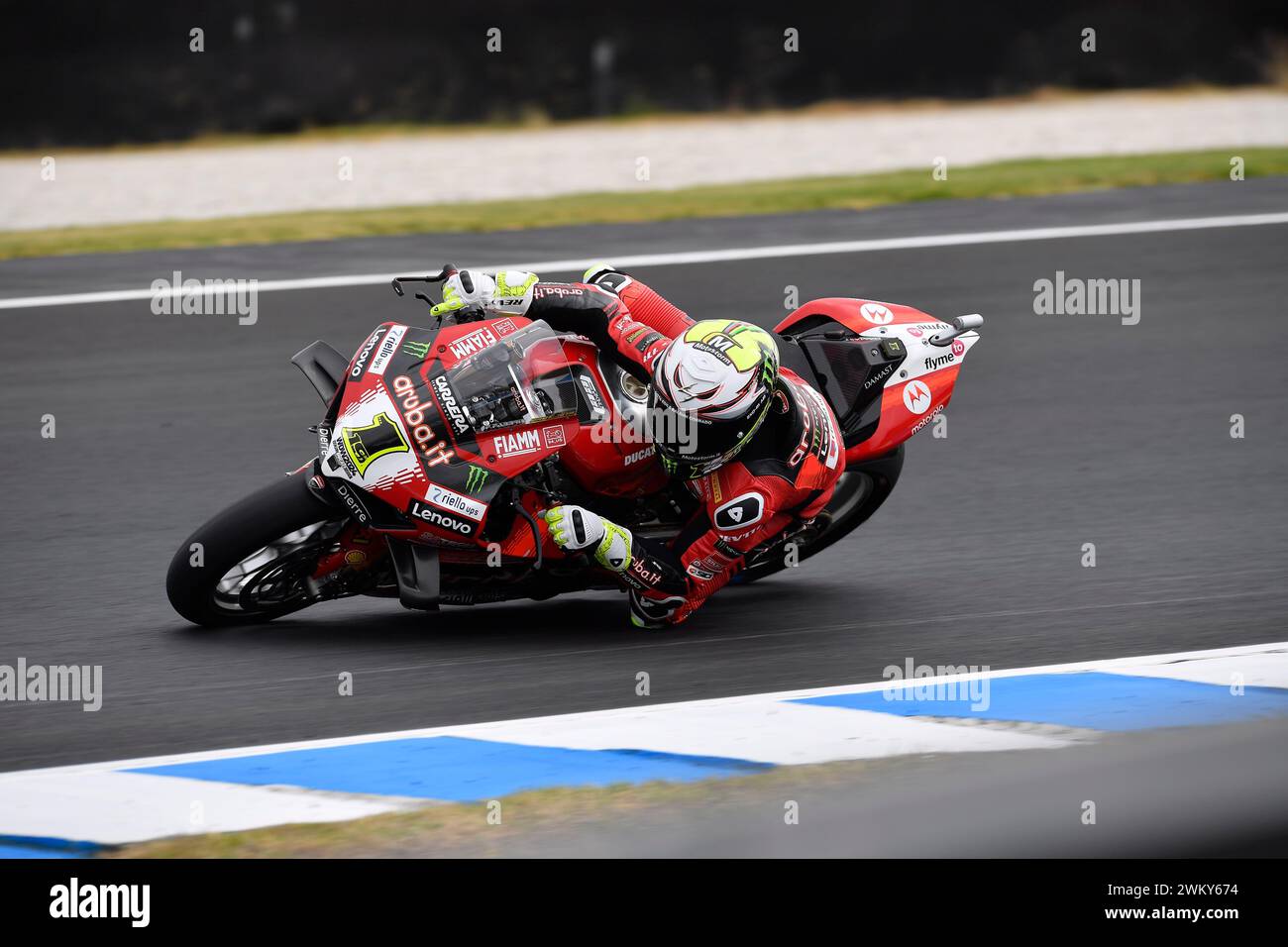 MELBOURNE, AUSTRALIEN. 23. Februar 2024. Alvaro Bautista (1) aus Spanien fuhr mit dem Ducati Panigale V4R für Aruba.IT Racing - Ducati bei der Eröffnungsrunde der Superbike-Weltmeisterschaft 2024 auf dem Phillip Island Circuit. Karl Phillipson/Alamy Live News Stockfoto