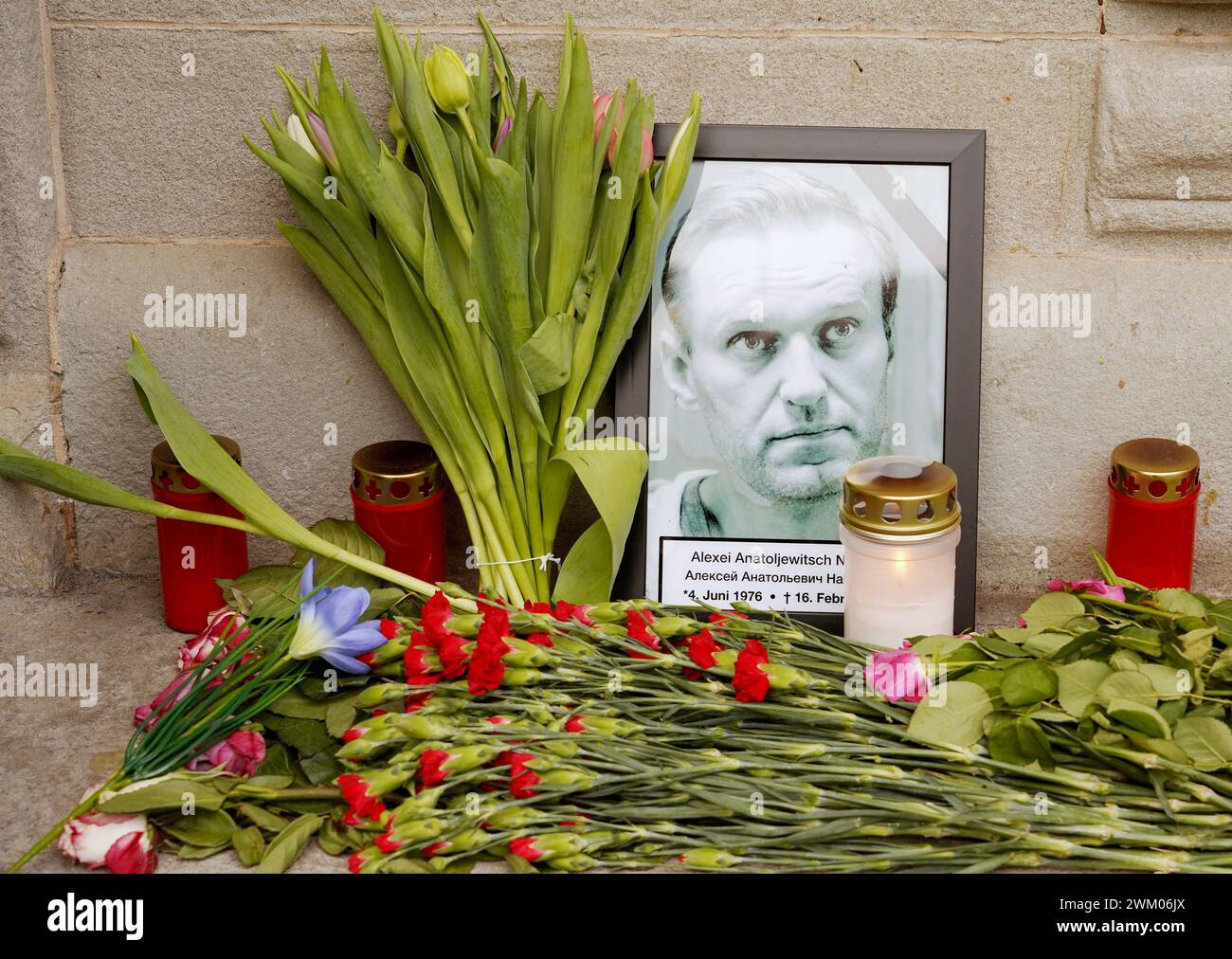 Anton Geisser 23.02.2024 LU.Schweiz. Bild : Gedenkstaette Alexei Anatoljewitsch Nawalny *** Anton Geisser 23 02 2024 LU Schweiz Bilddenkmal Alexei Anatoljewitsch Nawalny Stockfoto