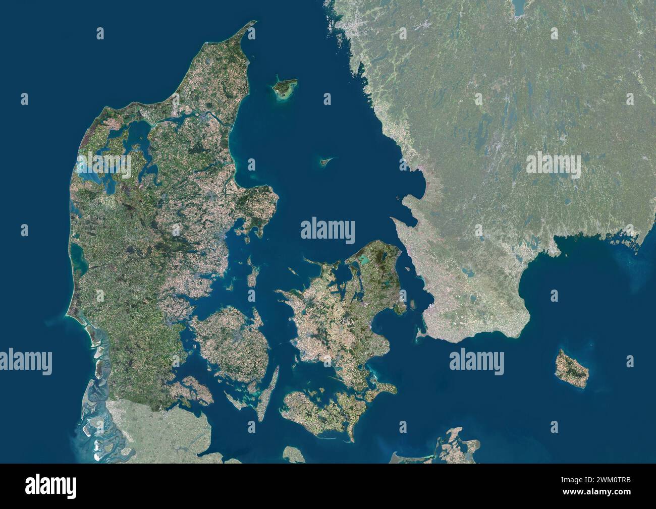 Farb-Satellitenbild von Dänemark und Nachbarländern, mit Maske. Stockfoto