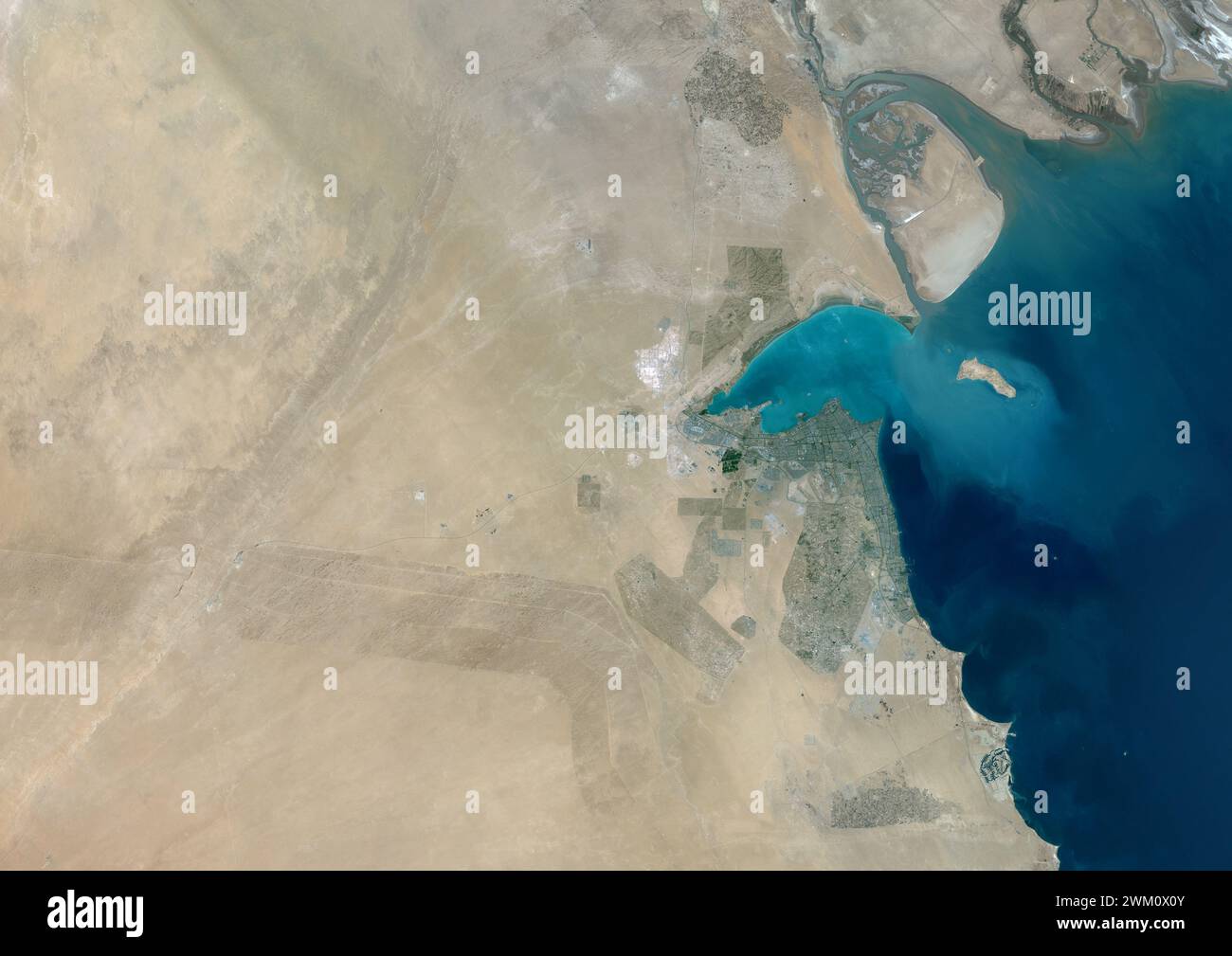 Farb-Satellitenbild von Kuwait und den Nachbarländern. Stockfoto