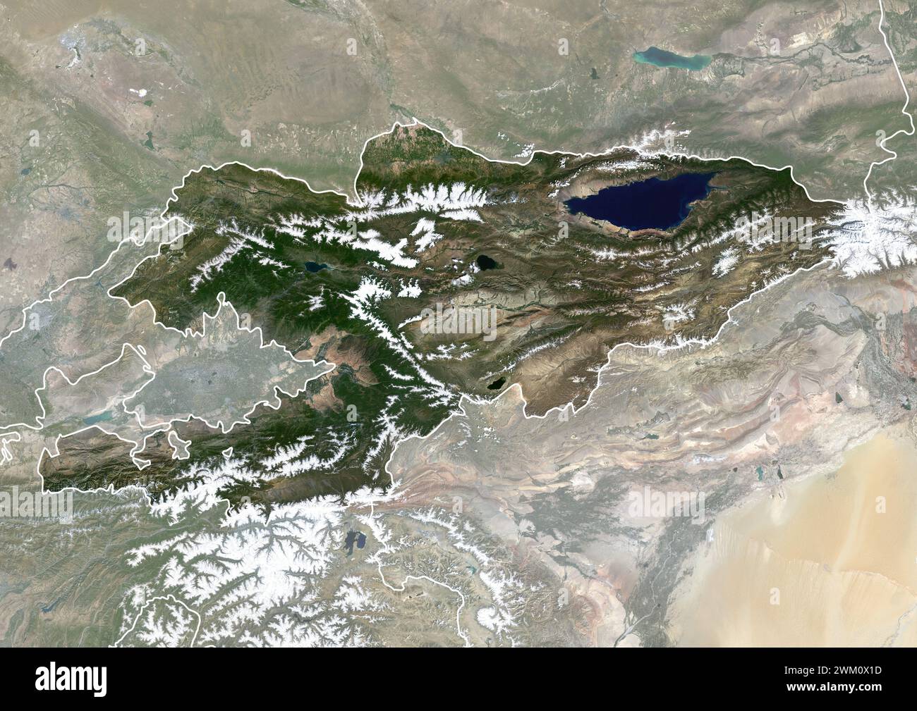Farb-Satellitenbild Kirgisistans, mit Rändern und Maske. Stockfoto