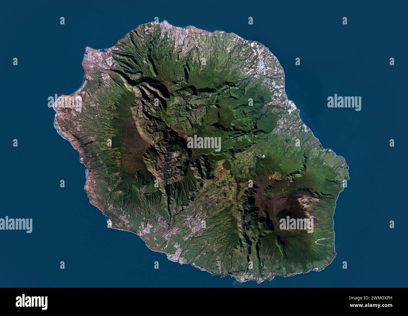 Farb-Satellitenbild der Insel Reunion. Stockfoto