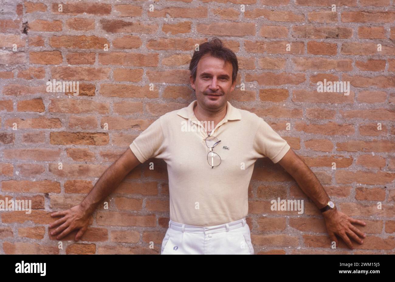 3829644 Giorgio Moroder; (add.info.: Lido Venedig, Filmfestival Venedig 1984. Der italienische Komponist Giorgio Moroder präsentierte auf dem Festival eine restaurierte Version des Stummfilms Metropolis mit einem neuen Rock-Soundtrack / Lido di Venice, Mostra del Cinema di Venice 1984. IL compositore Giorgio Moroder, al Festival per präsentare una versione restaurata del Film muto Metropolis con una nuova colonna sonora Rock); © Marcello Mencarini. Alle Rechte vorbehalten 2024. Stockfoto