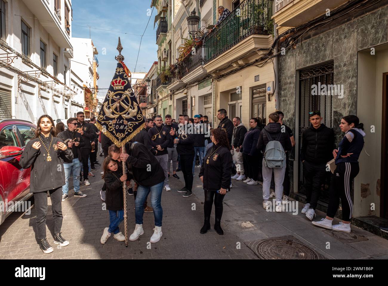 Valencia, 18. Februar 2024: Religiöse Parade im Bezirk El Cabanyal Stockfoto