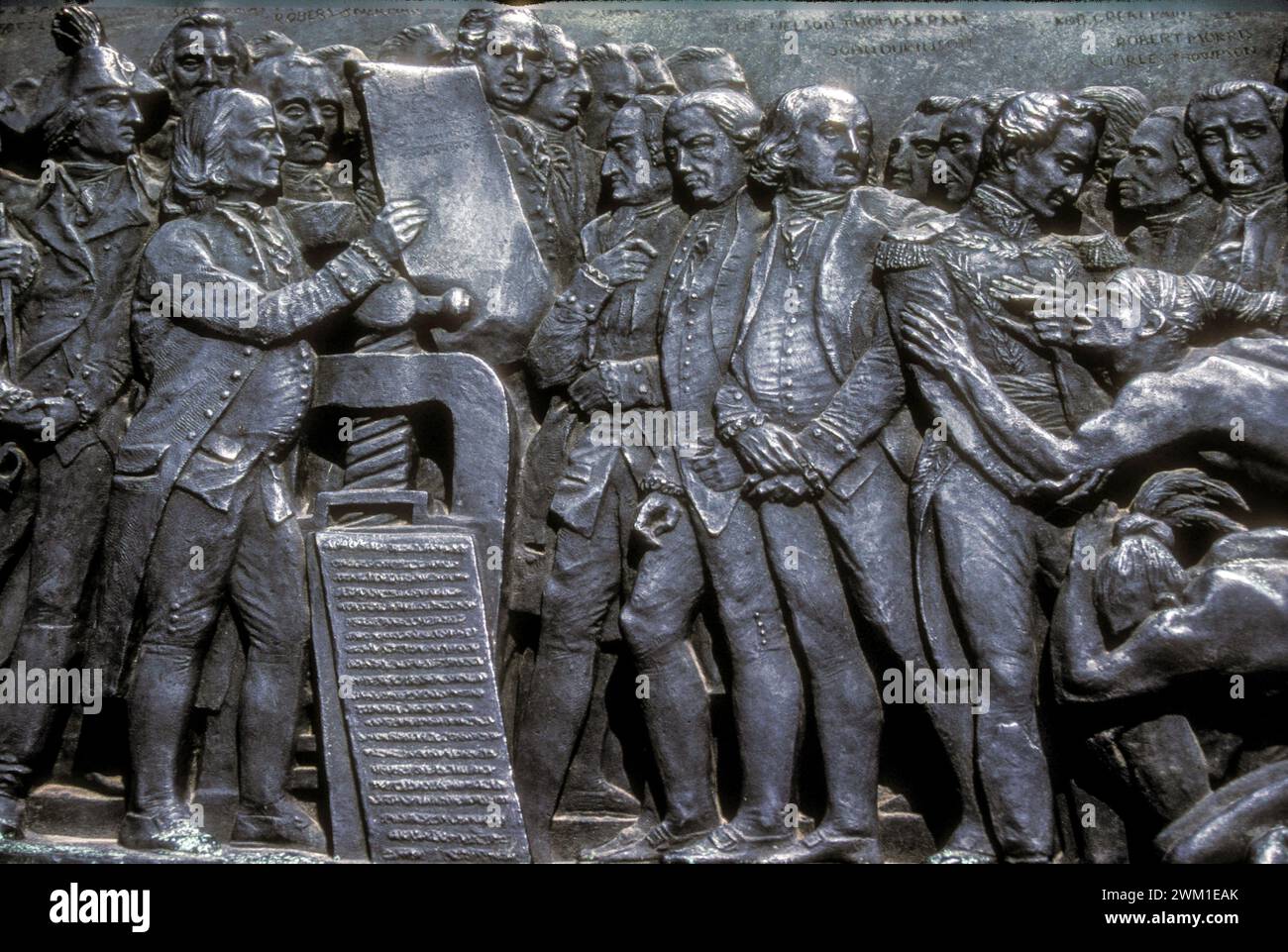 4067911 STRASSBURG, Denkmal für Johann Gutenberg, den Erfinder des mechanisch beweglichen Schriftdrucks (Detail); (add.info.: STRASSBURG, Denkmal für Johann Gutenberg, Erfinder des mechanisch beweglichen Schriftdrucks (Detail) STRASBURGO, Monumento a Johann Gutenberg, Inventore della stampa a caratteri mobili (dettaglio)); © Marcello Mencarini. Alle Rechte vorbehalten 2024. Stockfoto