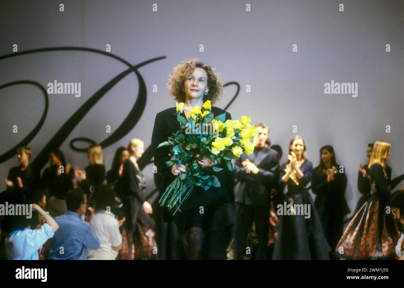 4069506 Mailand, 1988. Anna Molinari, Modedesignerin der Marke Bluemarine (Foto); (add.info.: Mailand; Mailand, Italien; Italien, Mailand, 1988. Anna Molinari, stilista di Bluemarine); © Marcello Mencarini. Alle Rechte vorbehalten 2024. Stockfoto