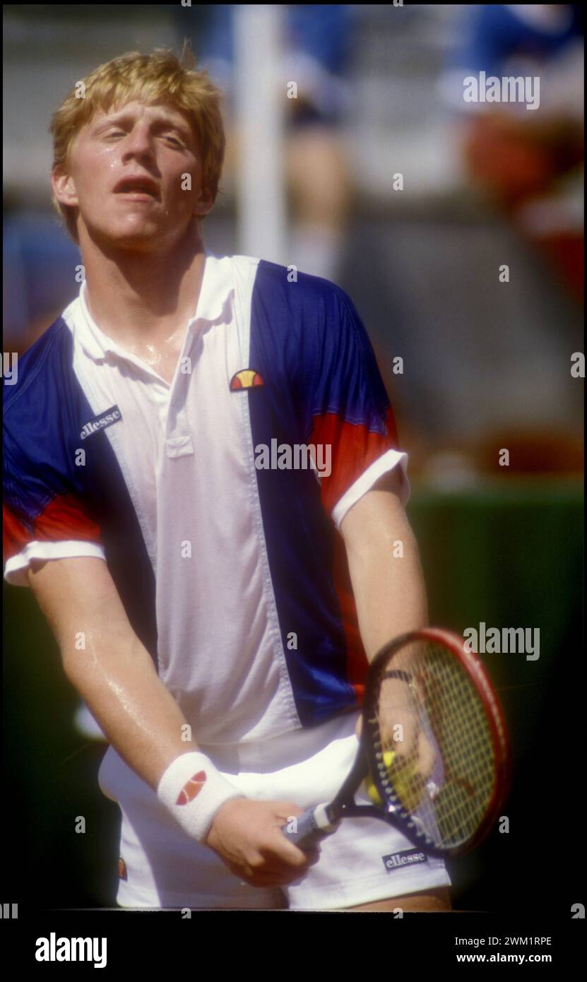 MME4714767 BORIS BECKER beim Tennis, ca. 1985/BORIS BECKER, Tennista, 1985 circa -; (add.info.: BORIS BECKER beim Tennis, ca. 1985/BORIS BECKER, Tennista, 1985 circa -); © Marcello Mencarini. Alle Rechte vorbehalten 2024. Stockfoto