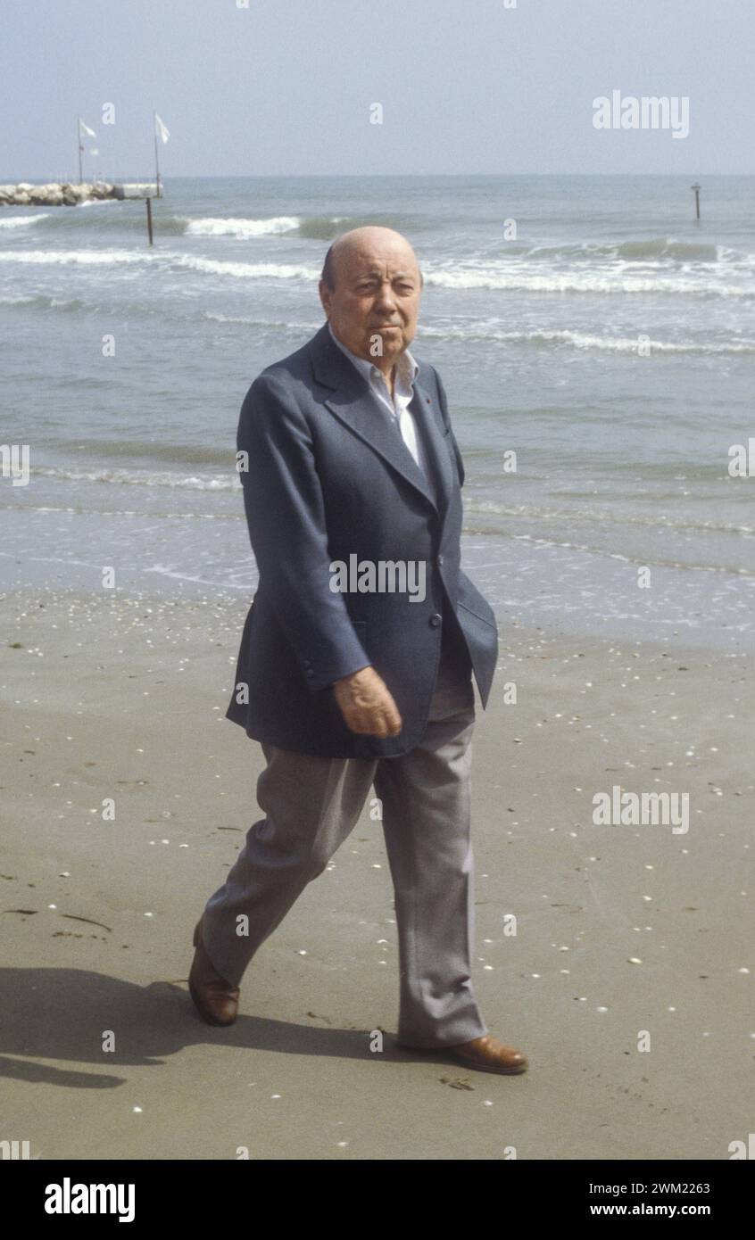 MME4764550 Filmfestival Venedig, ca. 1982. Französischer Regisseur Marcel Carne/Mostra del Cinema di Venezia, 1982 ca. Er registrierte Marcel Carne -; (add.info.: Filmfestival in Venedig, um 1982. Französischer Regisseur Marcel Carne/Mostra del Cinema di Venezia, 1982 ca. Er registrierte Marcel Carne -); © Marcello Mencarini. Alle Rechte vorbehalten 2024. Stockfoto