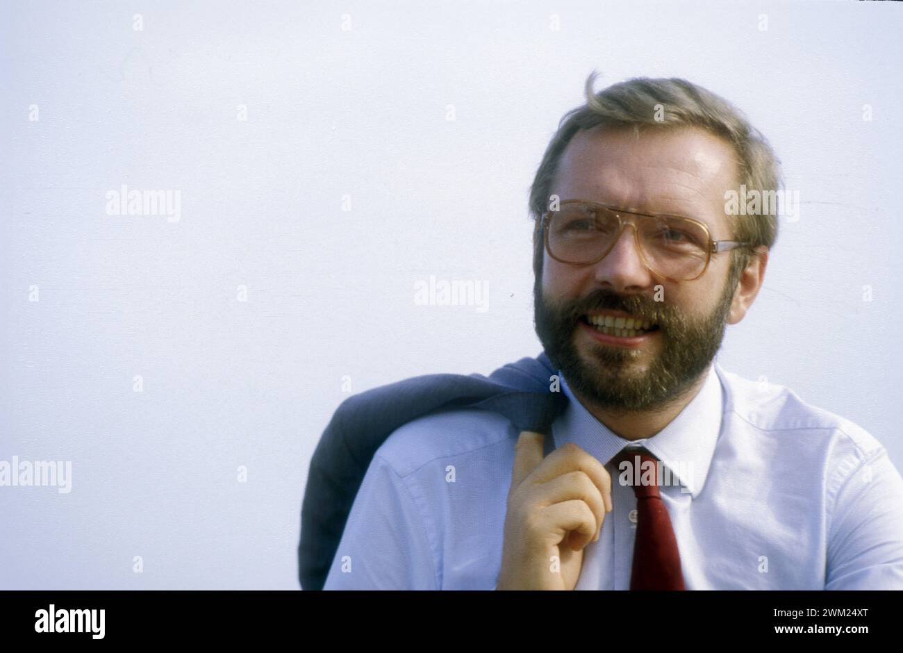 MME4778693 Filmfestival Venedig 1985. Polnischer Regisseur Krzysztof Zanussi, Präsident der Jury/Mostra del Cinema di Venezia 1985. IL regista polacco Krzysztof Zanussi, presidente della giuria -; (add.info.: Filmfestival Venedig 1985. Polnischer Regisseur Krzysztof Zanussi, Präsident der Jury/Mostra del Cinema di Venezia 1985. IL regista polacco Krzysztof Zanussi, presidente della giuria -); © Marcello Mencarini. Alle Rechte vorbehalten 2024. Stockfoto