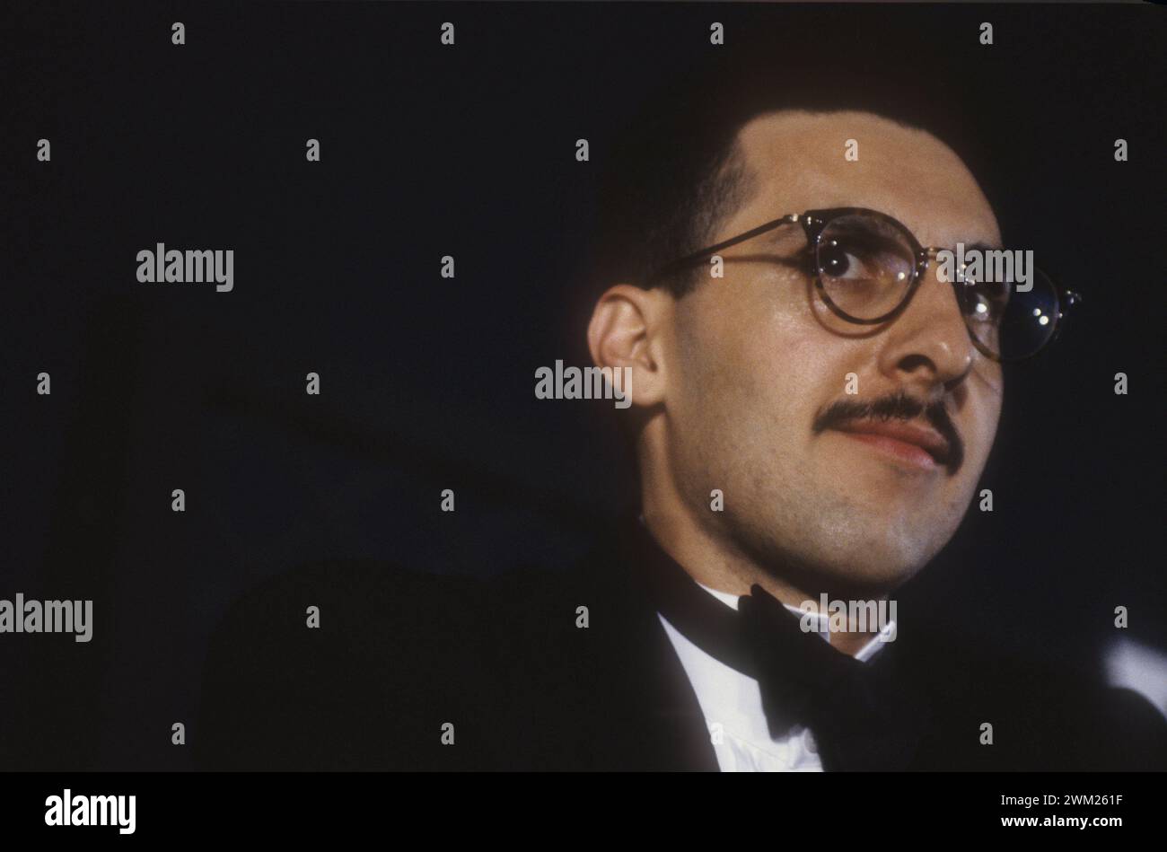 MME4783976 Cannes Filmfestival 1991. Der US-amerikanische Schauspieler John Turturro, Protagonist des Films „“Barton Fink”” von Coen Brothers, gewann 1991 die Palme d’Or/Festival di Cannes. Attore John Turturro, Protagonist des Films „Barton Fink-é successo in Hollywood“ dei fratelli Coen, vincitore della Palma d'oro – (add.info.: Filmfestival von Cannes 1991. Der US-amerikanische Schauspieler John Turturro, Protagonist des Films „“Barton Fink”” von Coen Brothers, gewann 1991 die Palme d’Or/Festival di Cannes. Attore John Turturro, Protagonist des Films „” Barton Fink-é successo in Hollywood” Stockfoto