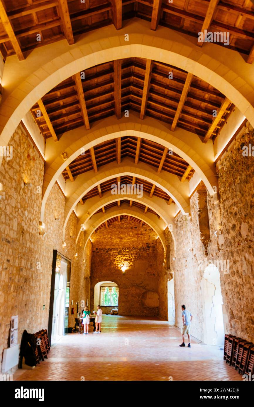 Restaurierte Kapelle im gotischen Mudéjar-Stil der Burg Peña Bermeja. Brihuega, La Alcarria, Guadalajara, Castilla La Mancha, Spanien, Europa Stockfoto