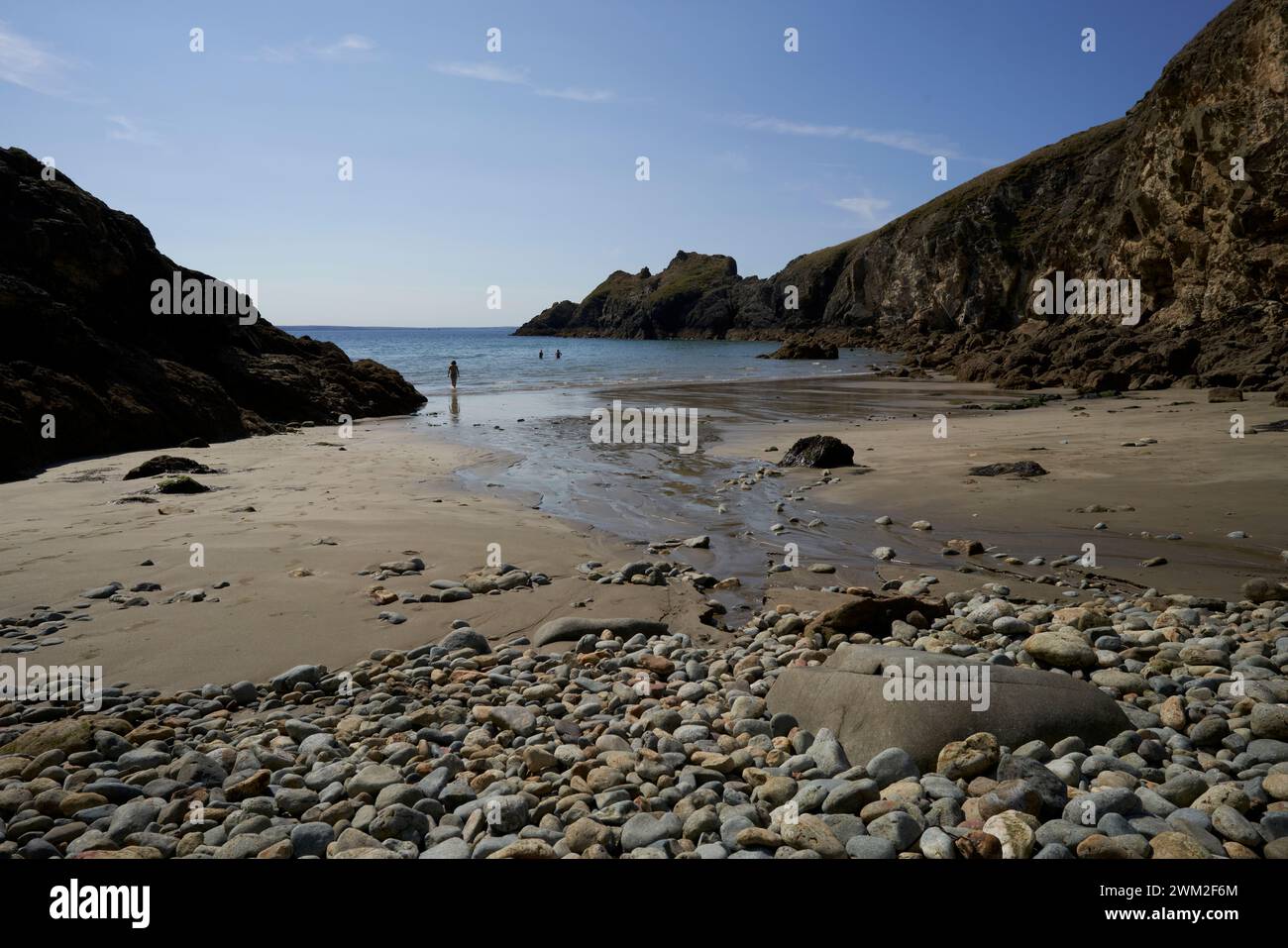 Porthmynawyd Bay, einer der besten Strände Großbritanniens, Pembrokeshire, Wales, Großbritannien Stockfoto