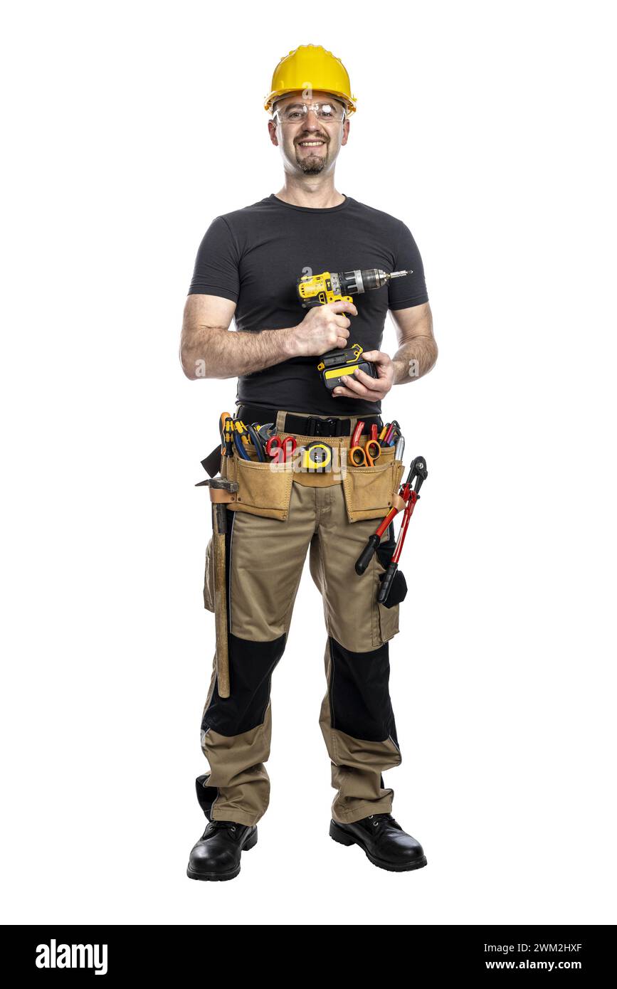 Fröhlicher Bauarbeiter mit Schutzhelm und Werkzeuggürtel auf transparentem Hintergrund Stockfoto