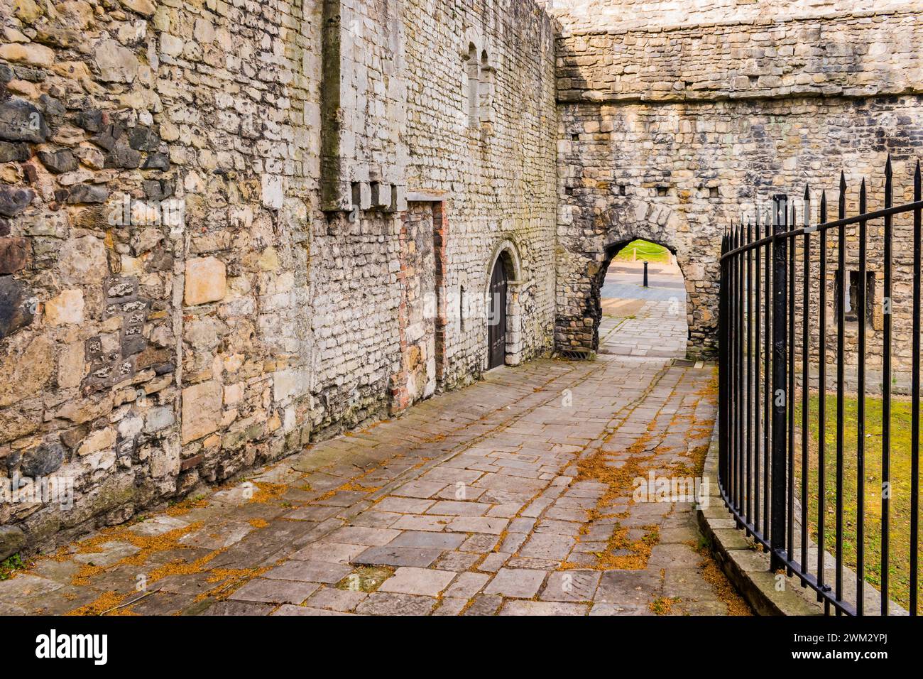 Blue Anchor Lane und Gate. Southampton, Hampshire, England, Vereinigtes Königreich, Vereinigtes Königreich, Europa Stockfoto