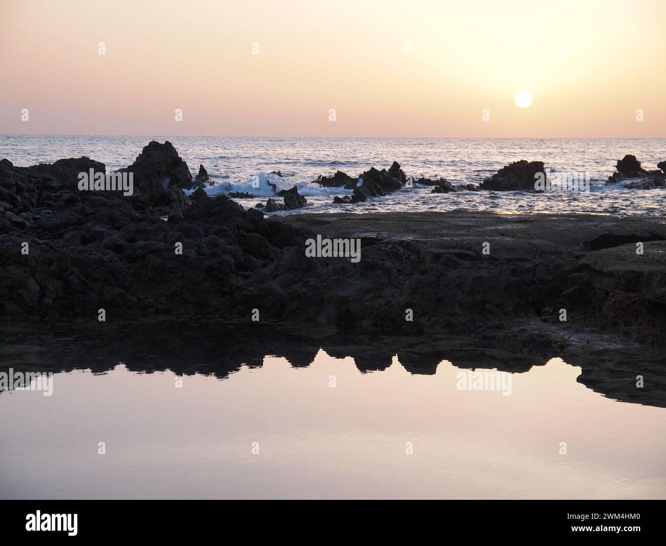 Atlantik bei La Jaca (Arico, Teneriffa, Kanarische Inseln, Spanien) Stockfoto