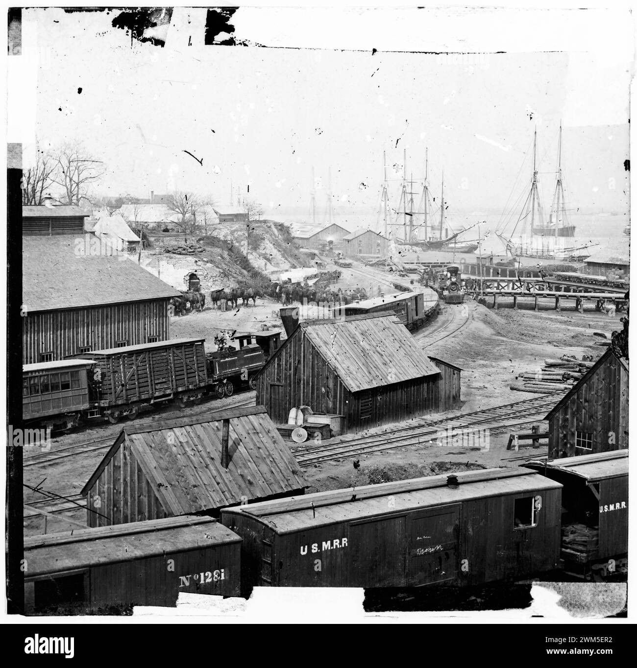 City Point, Virginia. Eisenbahnbahnhof und Transporte, 1860er Jahre - sehr altes Foto Stockfoto