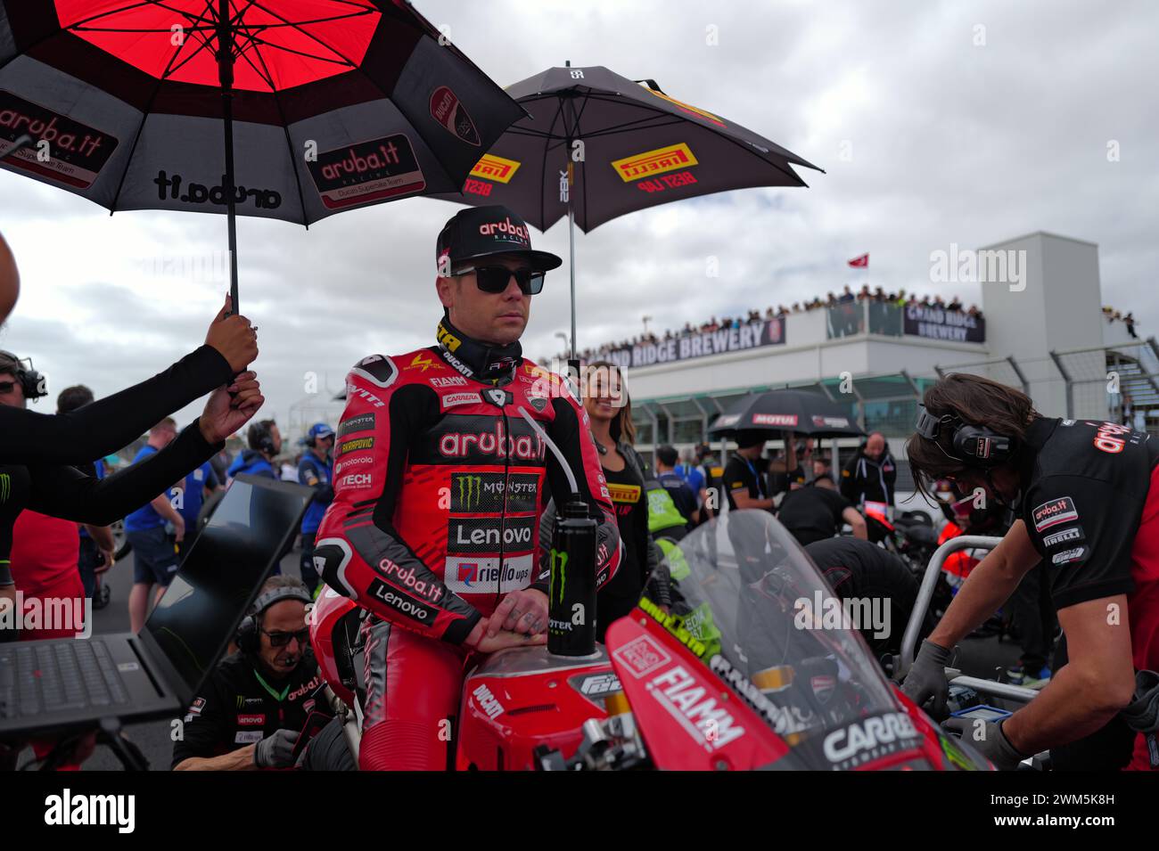 Phillip Island Grand Prix Circuit, 24. Februar 2024: 1 Alvaro Bautista (ESP) Ducati Panigale V4R von Aruba.IT Racing Ducati während der Superbike-Weltmeisterschaft 2024. (Foto von Damir IVKA/ATP Images) (IVKA DAMIR /ATP/SPP) Credit: SPP Sport Pressefoto. /Alamy Live News Stockfoto