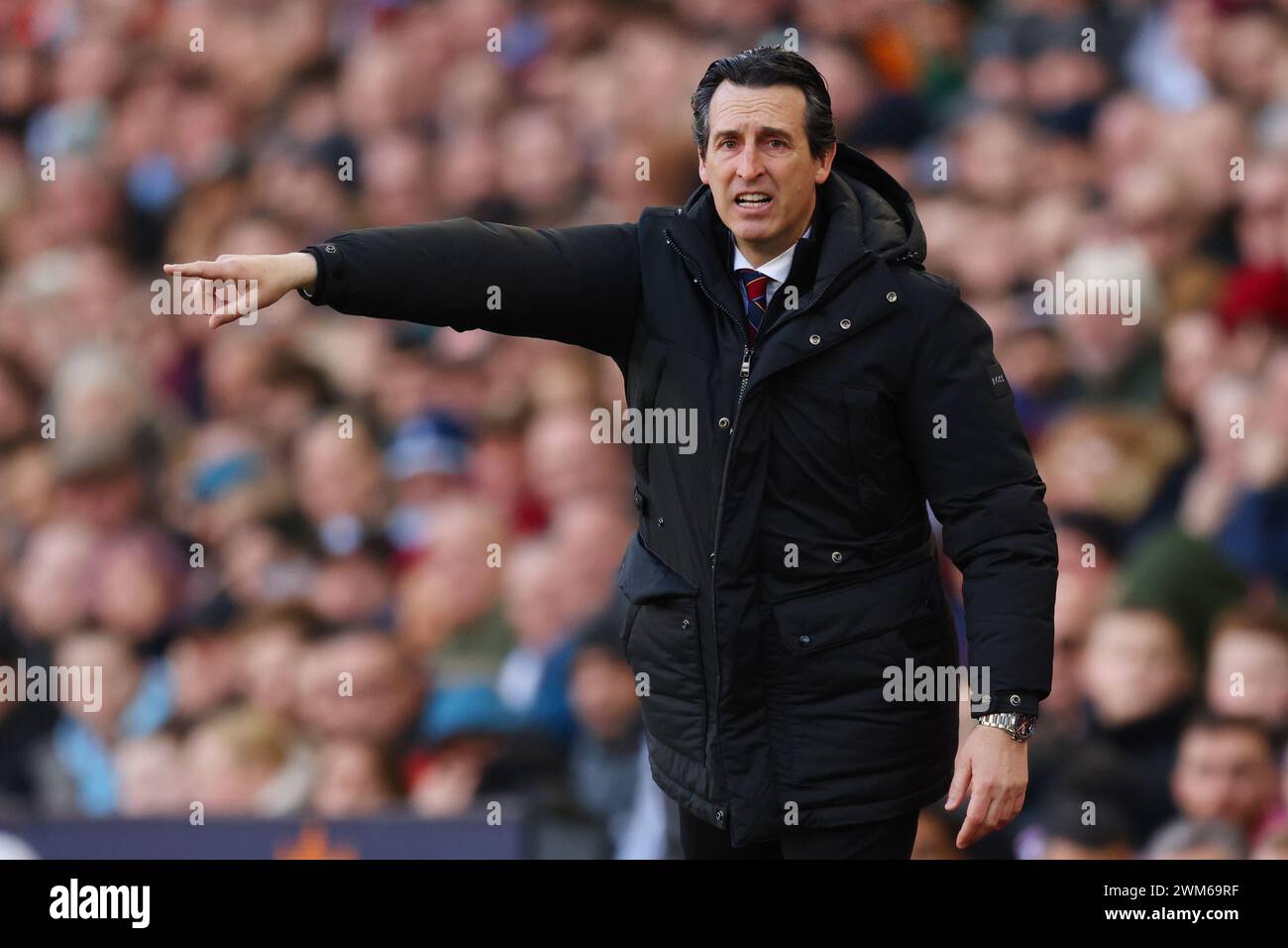 Birmingham, Großbritannien. Februar 2024. Aston Villa Manager Unai Emery während des Premier League Spiels im Villa Park, Birmingham. Der Bildnachweis sollte lauten: Gary Oakley/Sportimage Credit: Sportimage Ltd/Alamy Live News Stockfoto