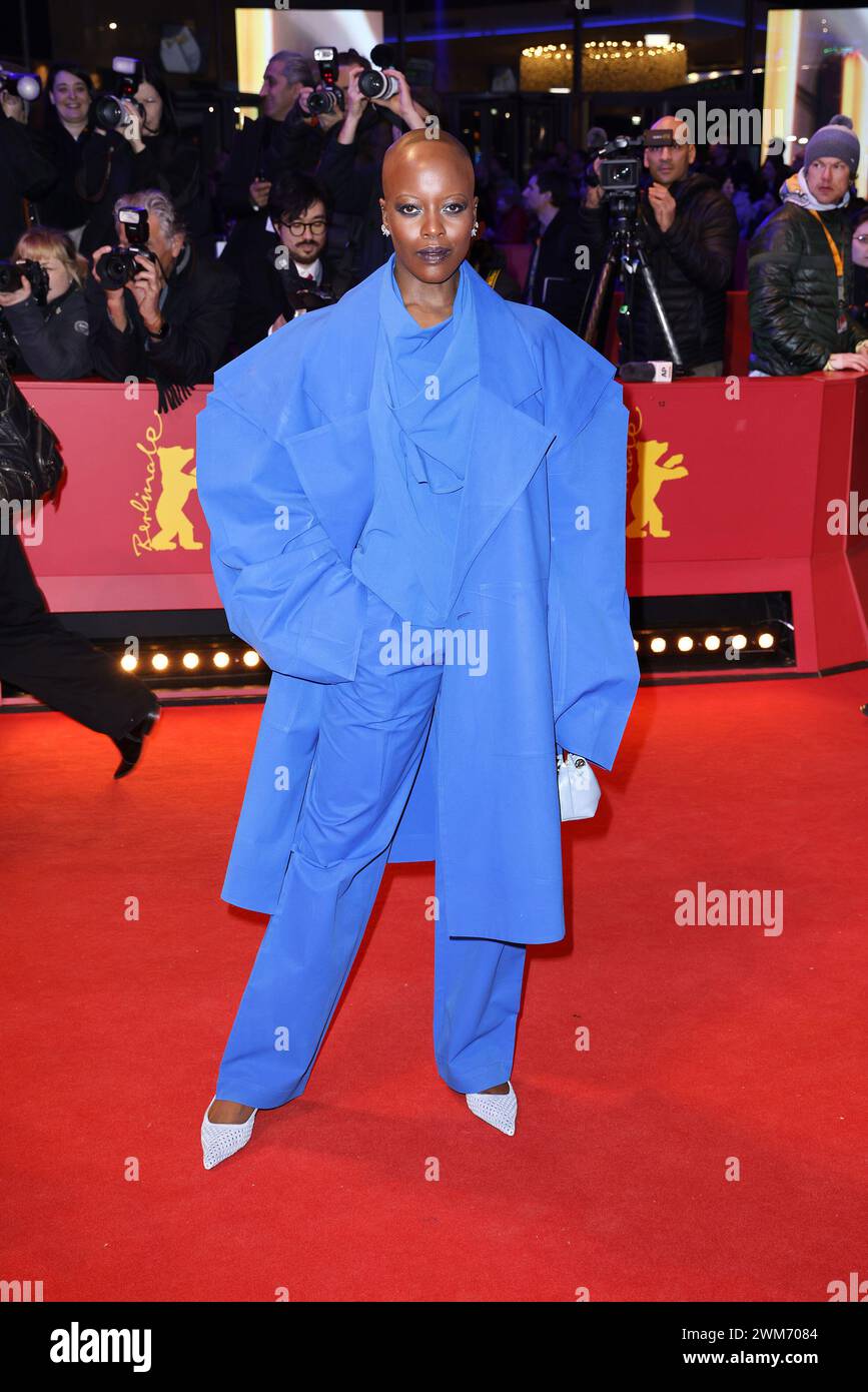 Florenz Kasumba bei der Ankunft zur Abschluss Feier am Berlinale Palast der 74. Internationale Filmfestspiele Berlinale am 24.02.2024 in Berlin Stockfoto