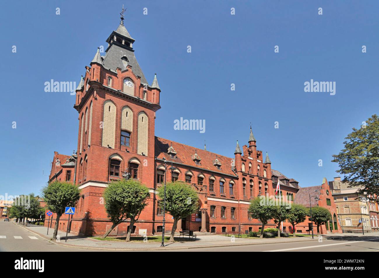 Das neogotische Rathaus in Lębork, Polen Stockfoto