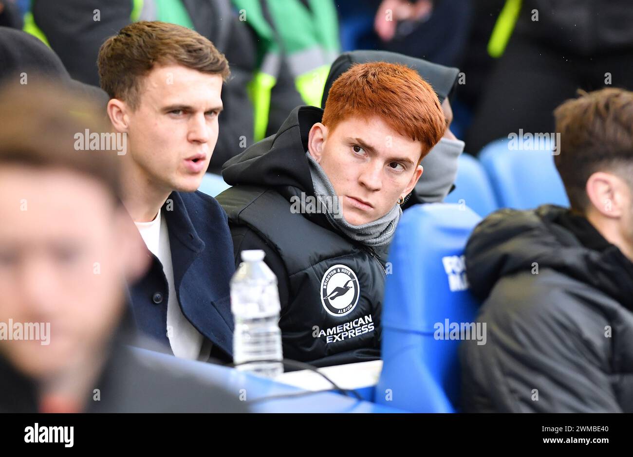 Brighton Neuunterzeichnung Valentin Barco von Boca Juniors während des Premier League Spiels zwischen Brighton und Hove Albion und Everton im American Express Stadium , Brighton , Großbritannien - 24. Februar 2024 Foto Simon Dack / Teleobjektive nur redaktionelle Verwendung. Kein Merchandising. Für Football Images gelten Einschränkungen für FA und Premier League, inc. Keine Internet-/Mobilnutzung ohne FAPL-Lizenz. Weitere Informationen erhalten Sie bei Football Dataco Stockfoto